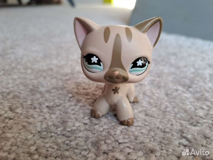 Littlest Pet Shop стоячка