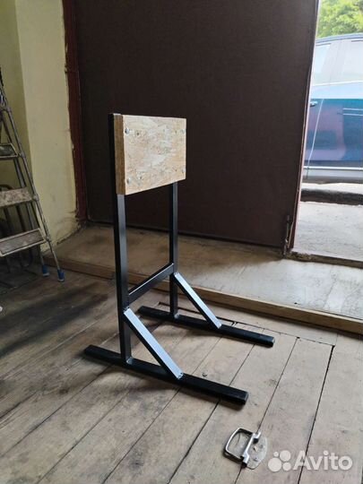 Подставка для лодочного мотора