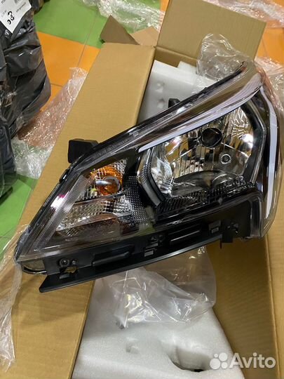 Фара KIA RIO X (X-line) 20- RH/LH