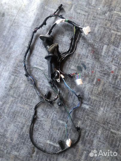 Mitsubishi L200 Fiat Fullback Проводка двери