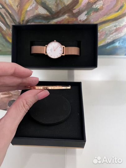 Наручные часы и браслет Daniel Wellington