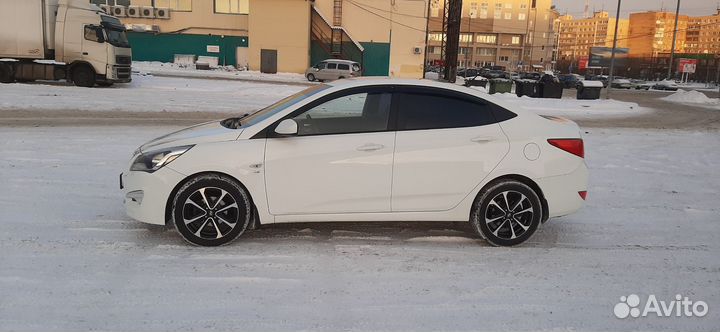 Hyundai Solaris 1.6 AT, 2015, 72 000 км