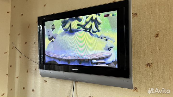 Телевизор panasonic viera TH-37PA30 с крепежом