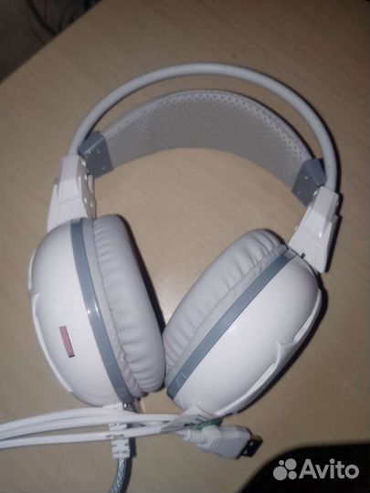 Проводная гарнитура A4Tech Bloody G300 белый