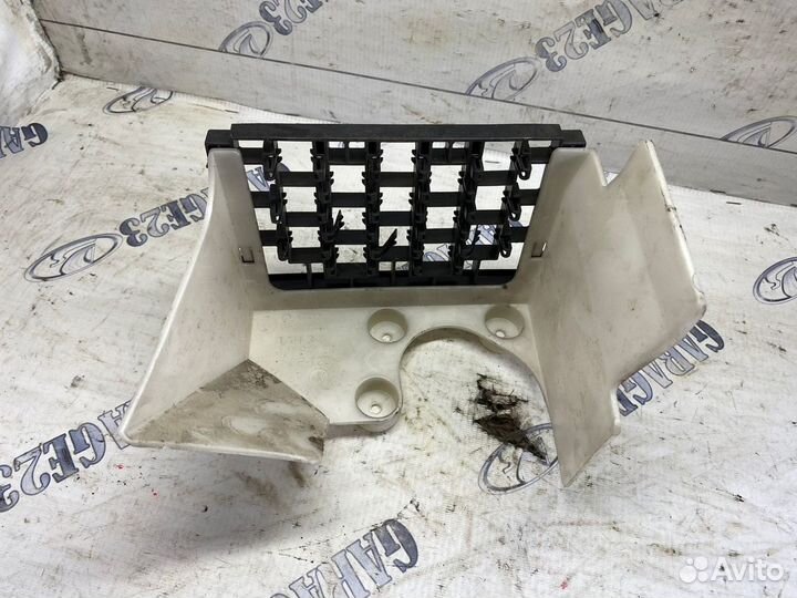 Кронштейн проводки volkswagen golf 4