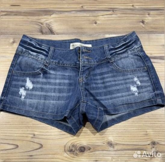 Шорты новые 2 штуки