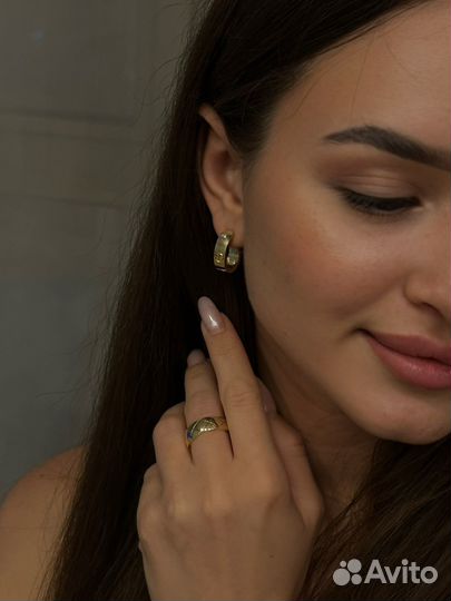 Серьги cartier love из золота 750 пробы