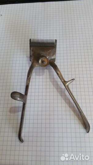 Машинка для стрижки волос 1930е