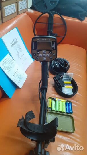 Ака Интроник 13