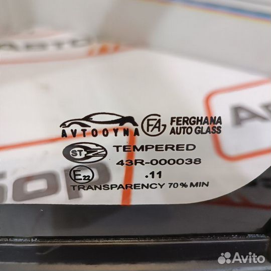 Форточка кузова правая Daewoo Nexia