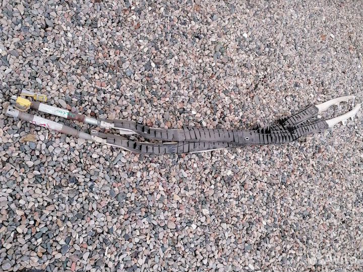 Шторка безопасности фольцваген джетта 5