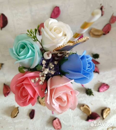 Розы к 8 марта