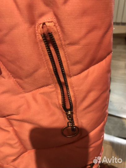 Зимняя куртка розового цвета на девочку