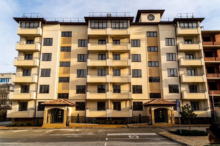 1-к. квартира, 47 м², 1/6 эт.