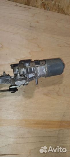 Трапеция стеклоочистителей Volvo V50 2004