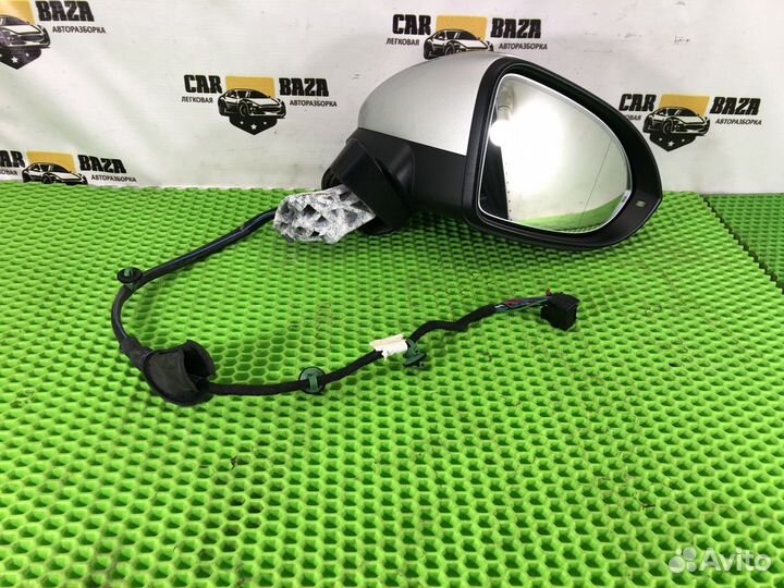 Зеркало заднего вида боковое правое R