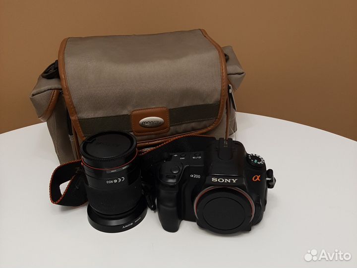 Зеркальный фотоаппарат sony a200