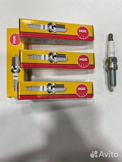 Комплект свечей зажигания NGK 1578 - 4 шт