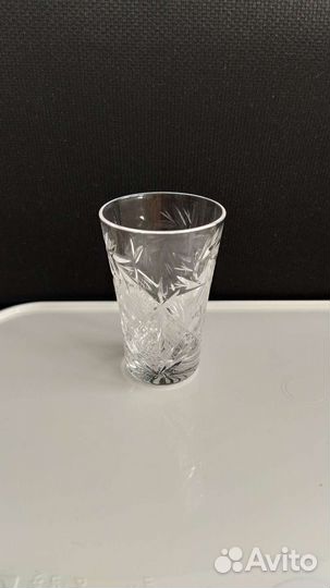 Хрустальные рюмки