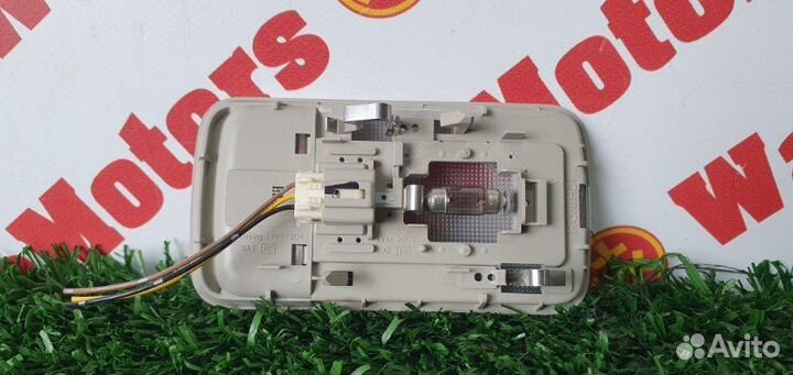 Плафон подсветки салона Nissan Tiida JC11 MR18 1.8