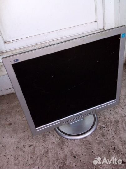 Монитор Philips 170S