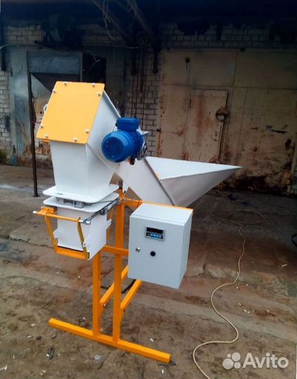 Ленточный фасовочный аппарат для пеллет овощей