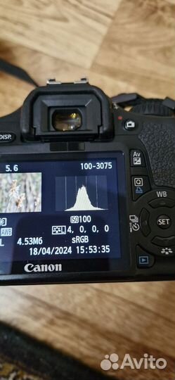 Фотоаппарат canon 550d