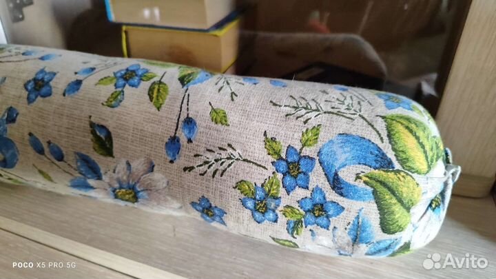 Валик для спины и талии с можжевельником