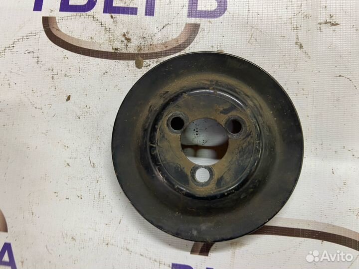Шкив помпы Ауди 80