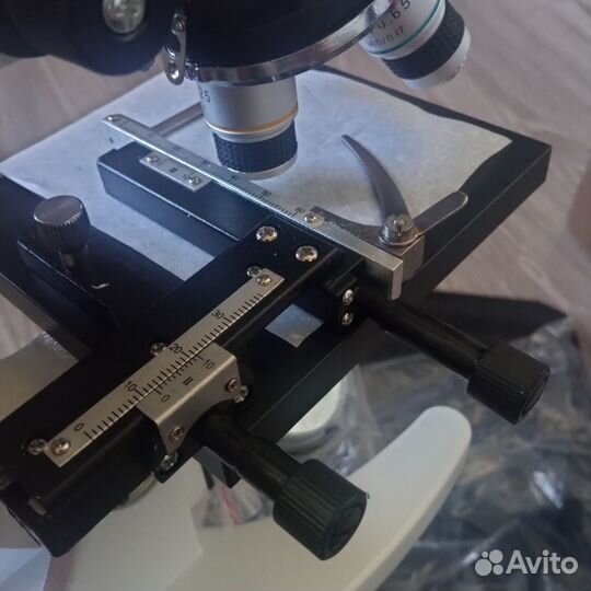 Новый микроскоп лабораторный 40х-1600х