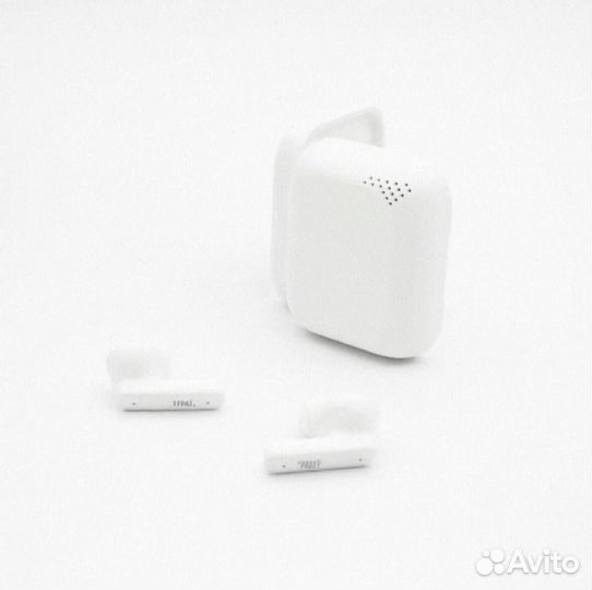 Наушники JBL Tour Pro 4: экран и стиль