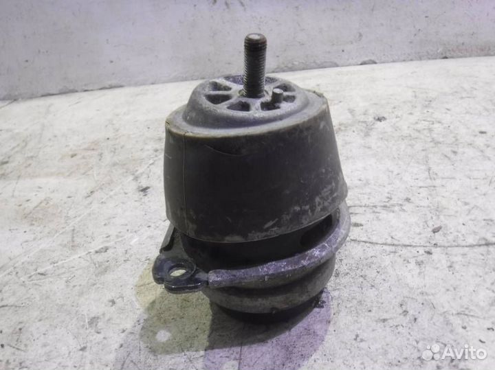 Опора двигателя Ауди