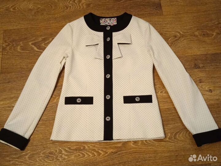 Жакет для девочки р.134-140