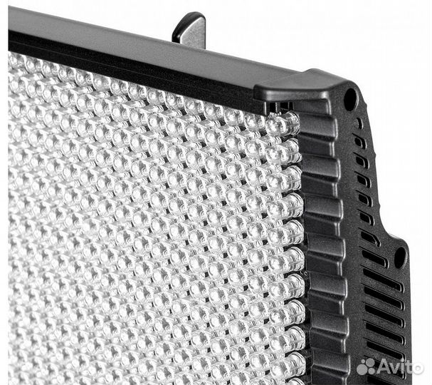 Осветитель светодиодный Falcon Eyes FlatLight 600