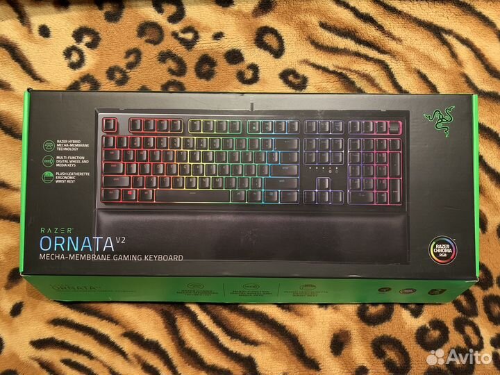 Игровая механическа клавиатура razer ornata V2
