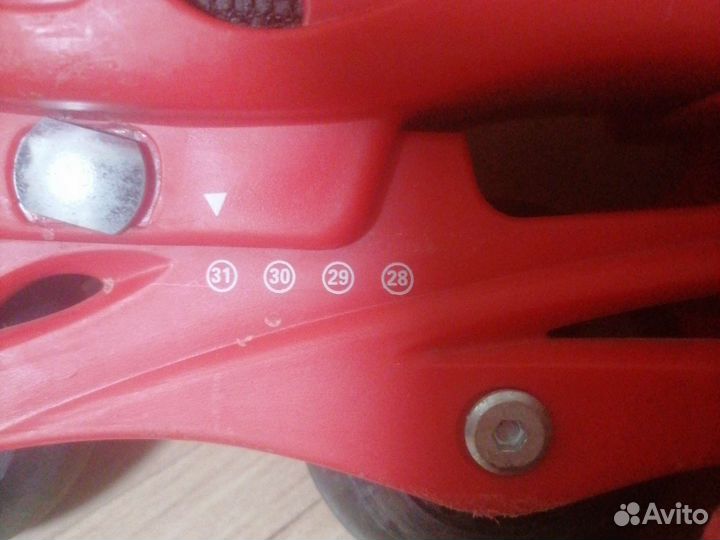 Роликовые коньки