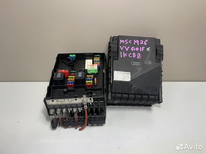 Блок предохранителей Фольксваген Пассат Б6