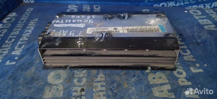 Усилитель звука Volkswagen Touareg внедорожник AXQ