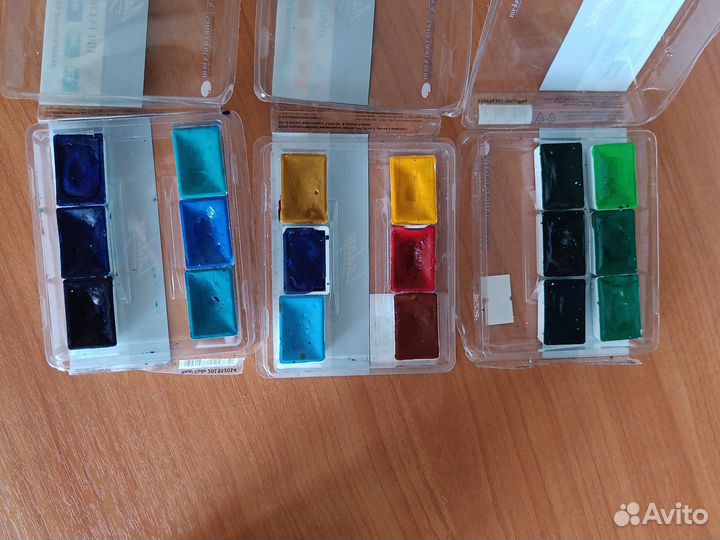 Акварельные краски Ладога