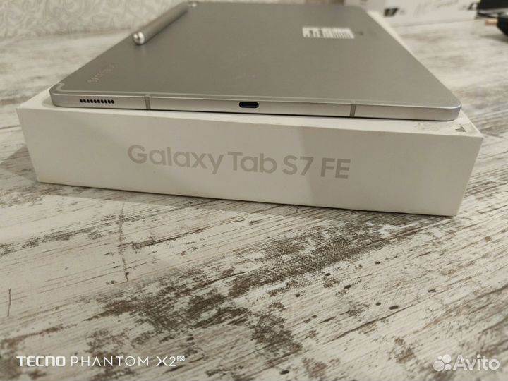 Продам Samsung galaxy tab s7 fe 5g