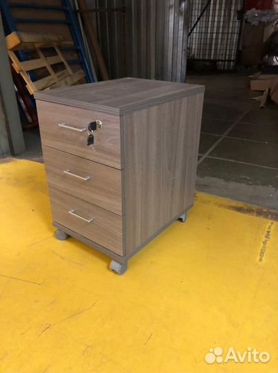 Тумба выкатная 38*59.5*50см. швг