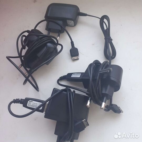 Зарядка для nokia тонкая. и самсунг