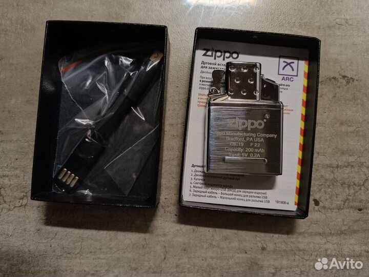 Зажигалка zippo