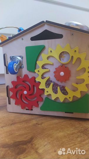 Бизикуб, бизи дом бизиборд