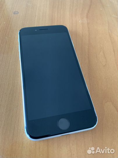 iPhone SE (2020), 64 ГБ