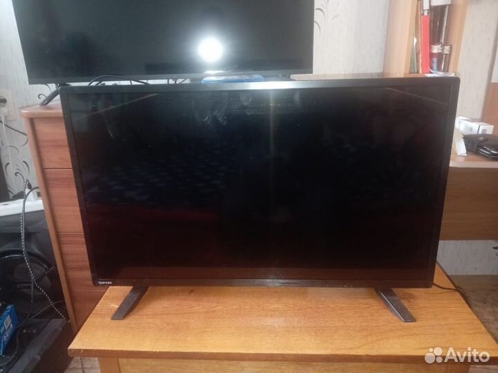 Телевизор на запчасти