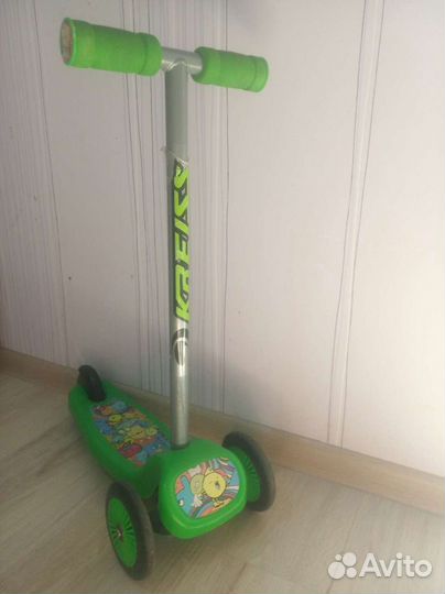 Kreiss Трёхколёсный самокат