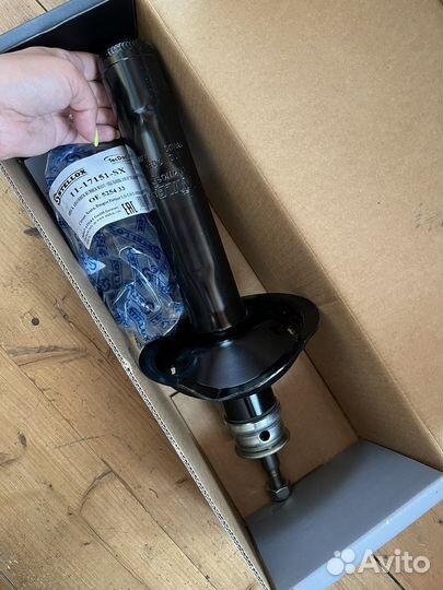 Стойки передние Peugeot Пежо новые