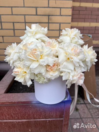 Цветы в коробке