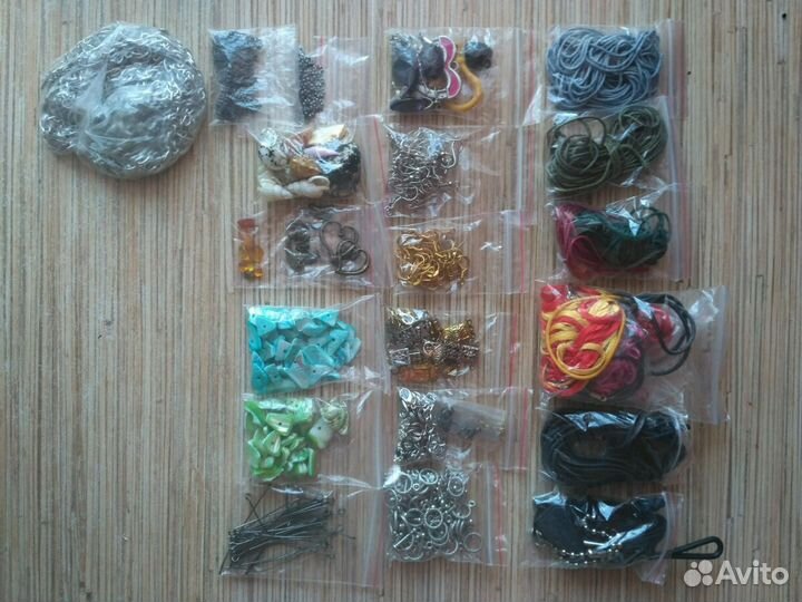 Набор для творчества (бусины, фурнитура)